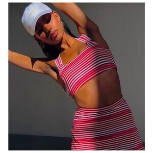 EleVen By Venus Williams | Cute League Sports Bra Coral Stripe | XS